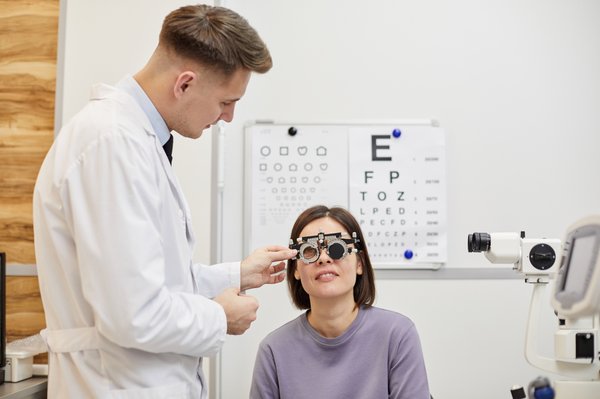 Lunettes pour tous à Rueil-Malmaison : votre opticien expert